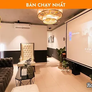 A In Del Luna Ho Chi Minh City